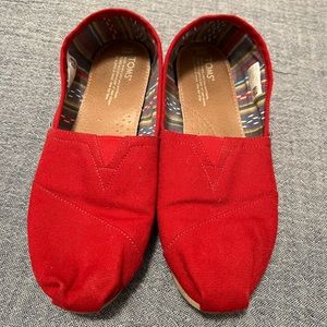 Red size 10 Toms